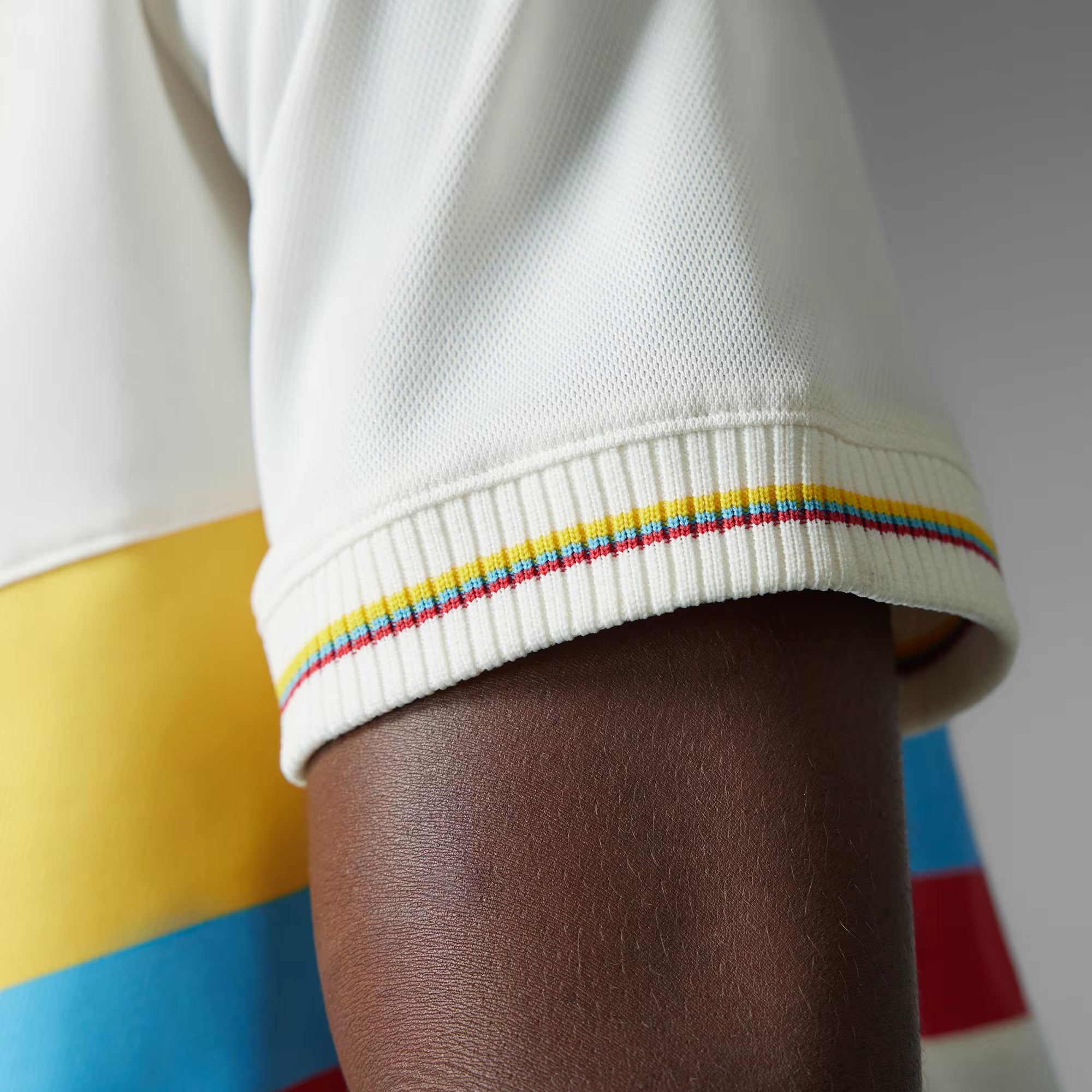 Camiseta Selección Colombia Edición Centenario + Gorra Adidas de regalo 🎁